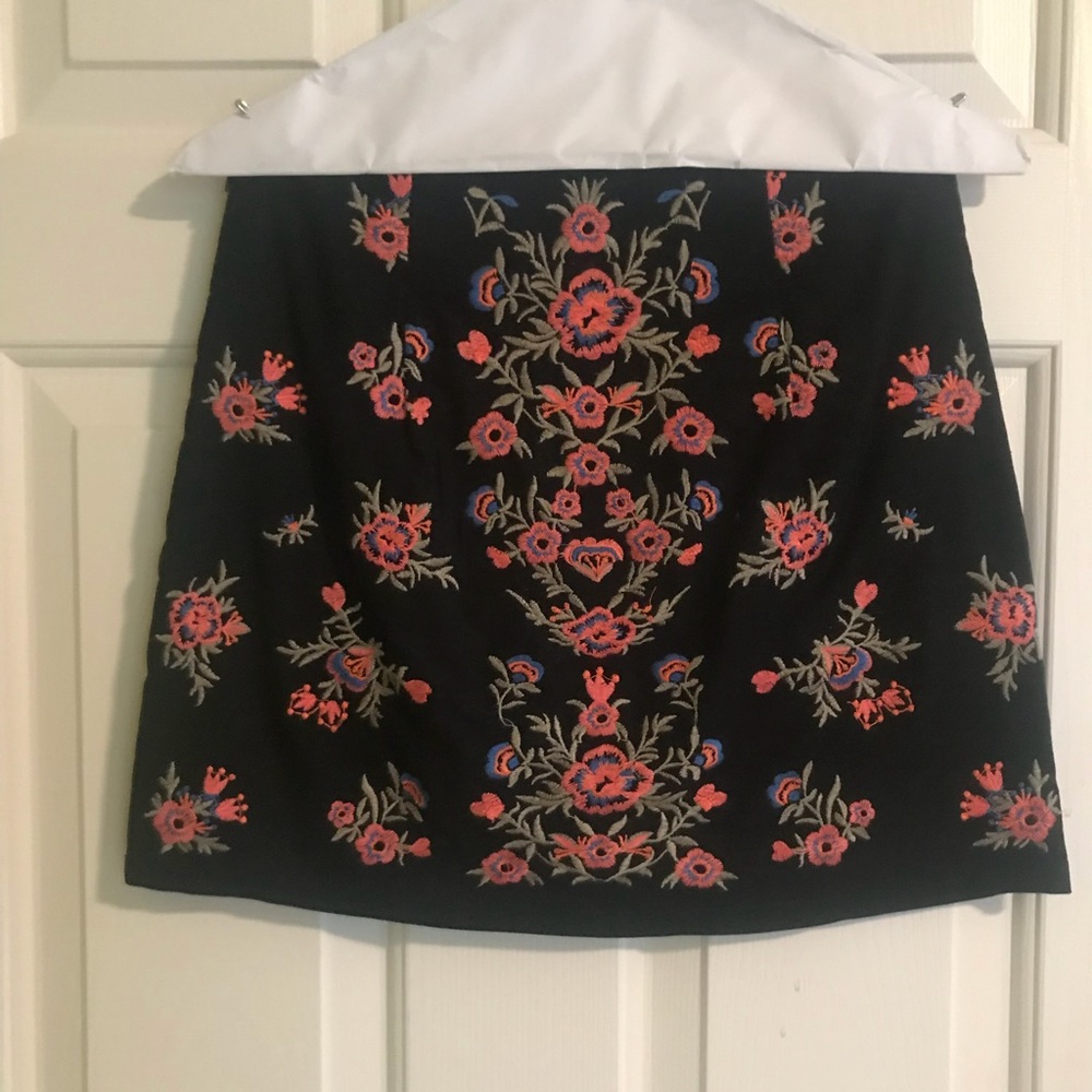 American Threads skirt
